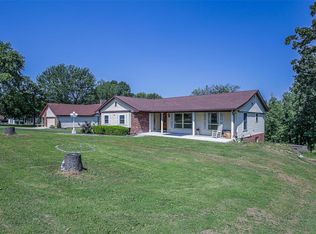 1704 Hickory Hills Dr, De Soto, MO 63020