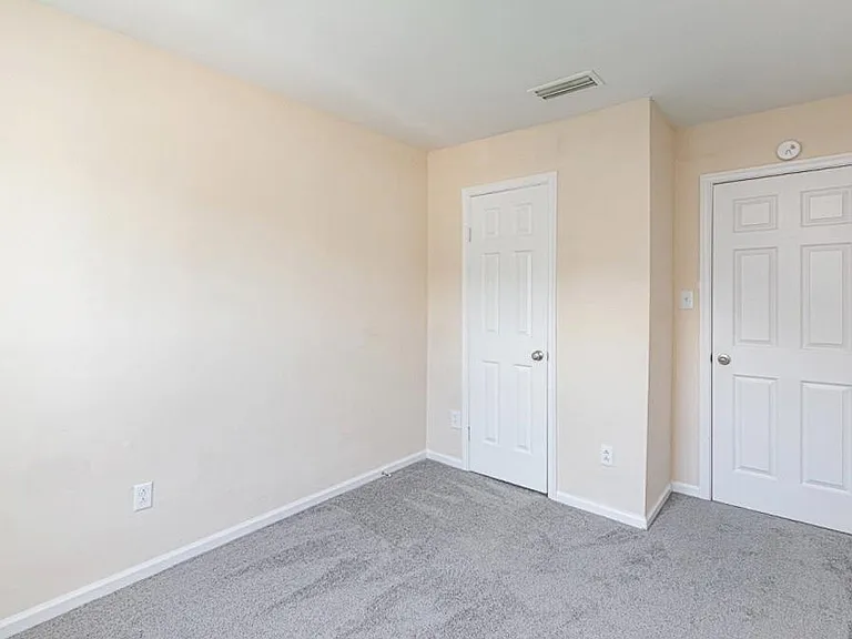5401 Scholarship Dr — Photo 6
