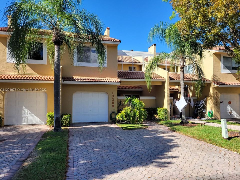 1st image of 10259 NW 51st Ln #0