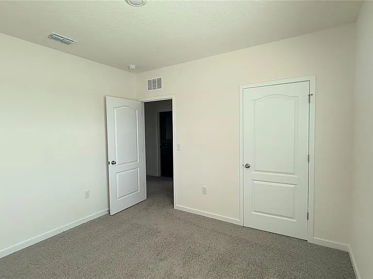 2066 Walnut Creek Dr — Photo 18