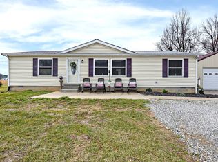 125 Gabes Ln, Loretto, KY 40037
