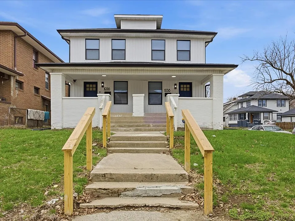 1036 N Parker Ave