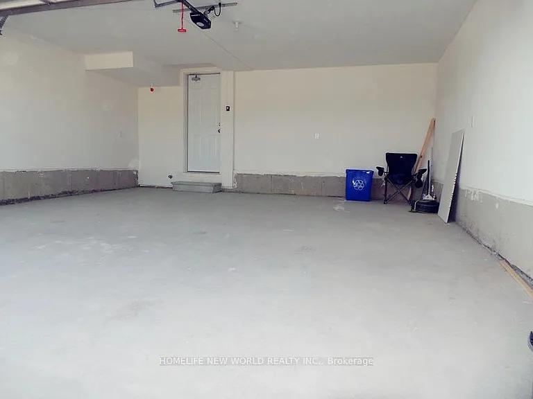 29 Applegate Dr — Photo 18