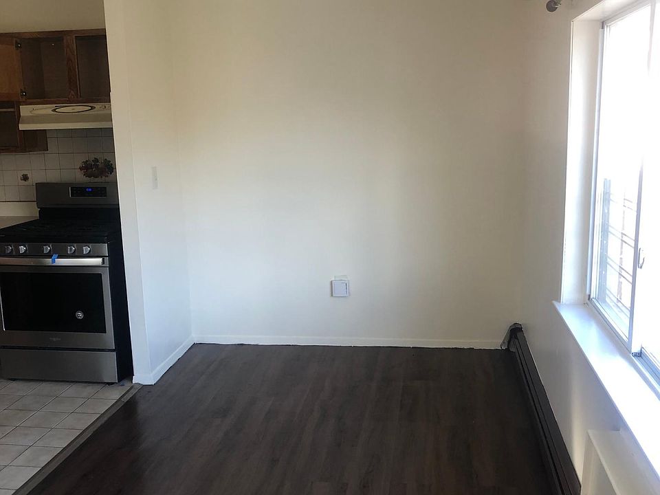 1st image of 3659 Varian Ave #1