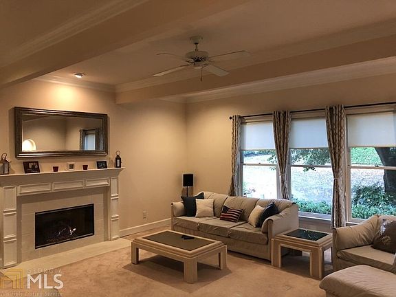 5th image of 3592 Henley Park Ct