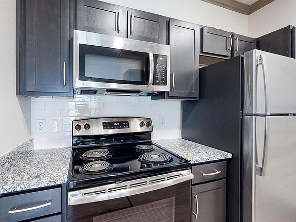3rd image of 2100 Kilgore Pkwy #1203