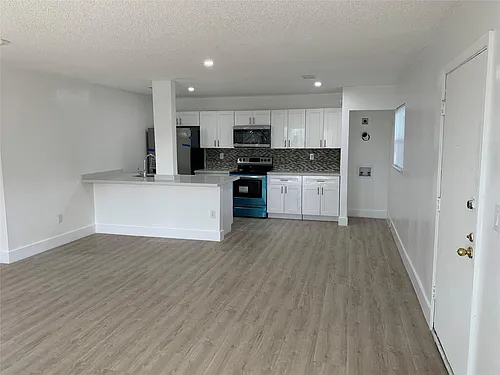 4121 Stirling Rd #401 Photo 1