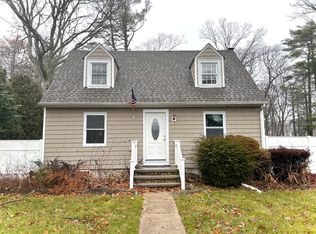 63 Van Cedar St, Brentwood, NY 11717