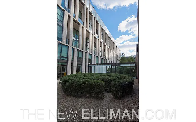 Rented by Douglas Elliman | media 31