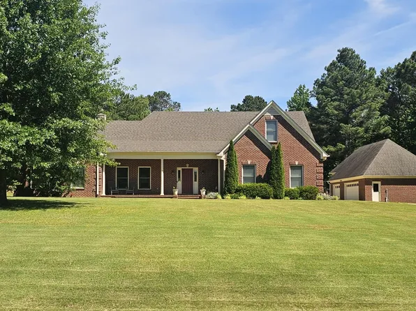 205 Oak Tree Dr, Piperton, TN 38017