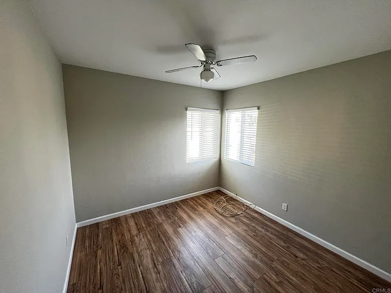 527 Dewey St — Photo 5