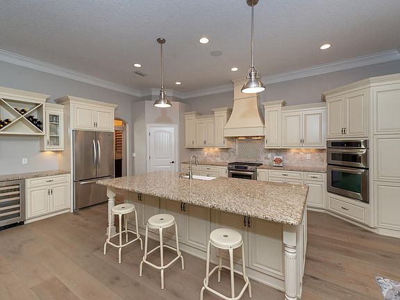4th image of 156 Ashton Oaks Dr