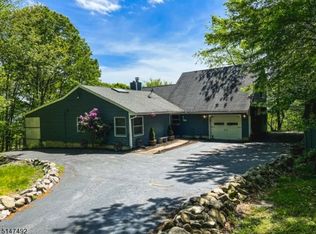 30 Shale Hill Rd, Wantage, NJ 07461