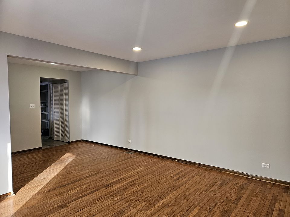 1st image of 7346 Country Creek Way Unit 9