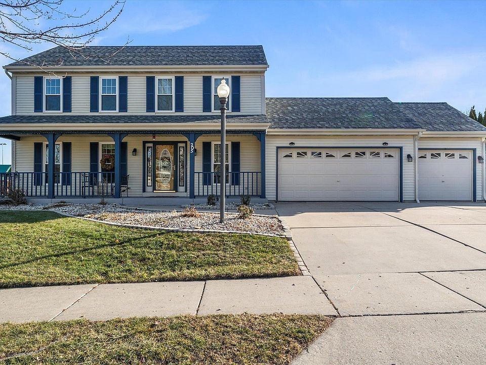 1st image of 205 Mackenzie Dr