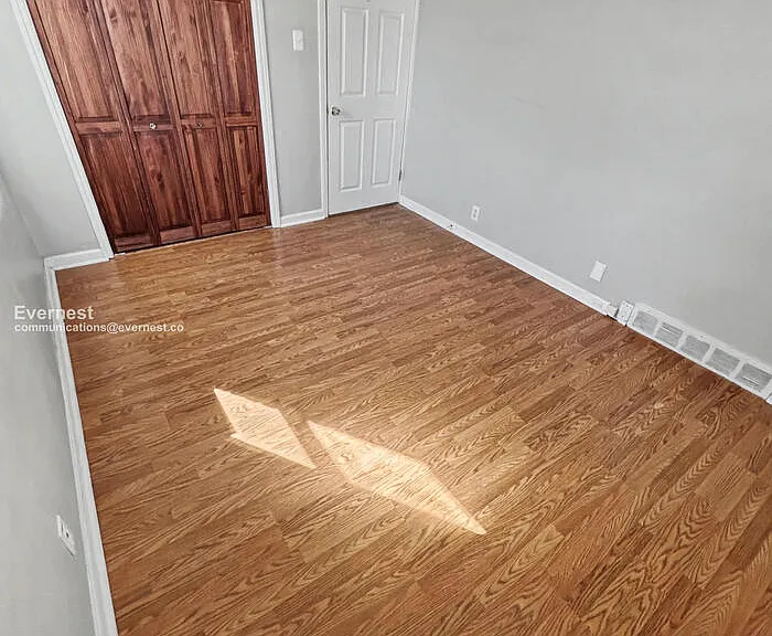 6936 Melrose Ave — Photo 18
