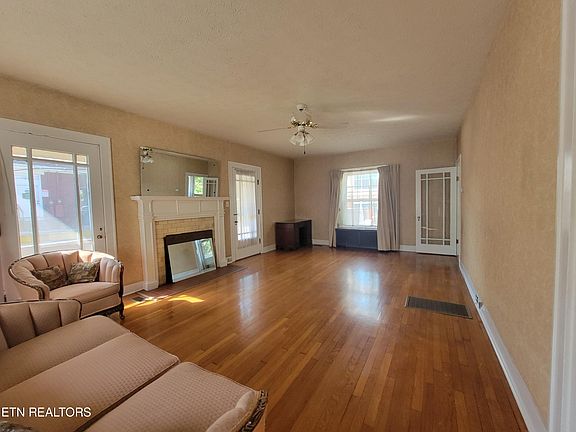 5th image of 509 18th St