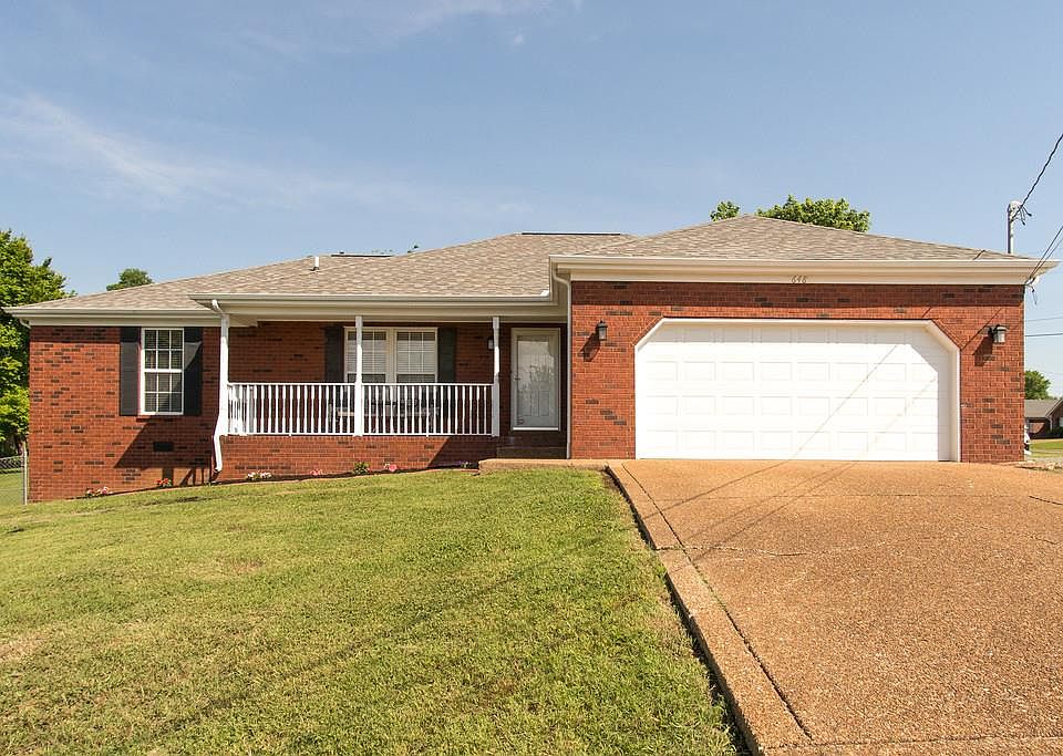 1st image of 648 Woodburn Dr