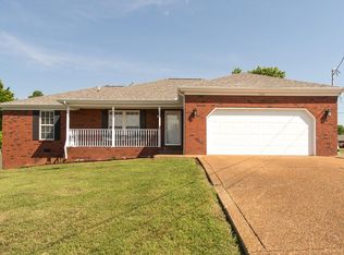 648 Woodburn Dr, Smyrna, TN 37167