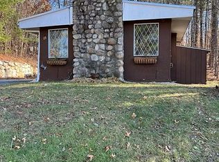 23 Old Milford Rd, Brookline, NH 03033