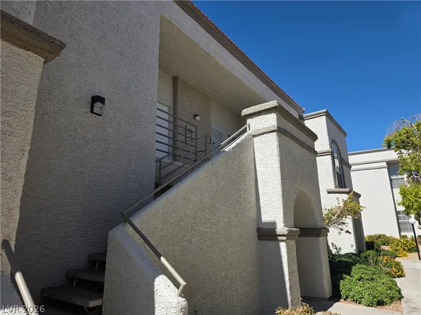 3150 Soft Breezes Dr APT 2166, Las Vegas, NV 89128