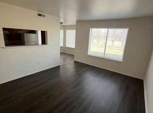3002 College Hill Dr E #103, Riverton, WY 82501