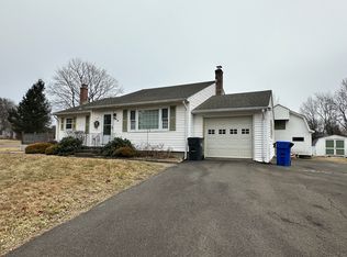 32 Winton Rd, East Windsor, CT 06088