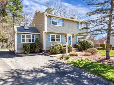4 Independence Ln, Millis, MA, 02054