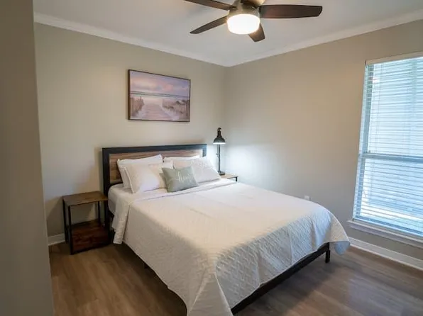 1229 Redwood Ln, Gulf Breeze, FL 32563