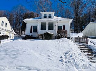 118 Beaconsfield Rd, Worcester, MA 01602