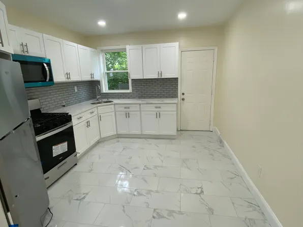 497 Calhoun St, Trenton, NJ 08618