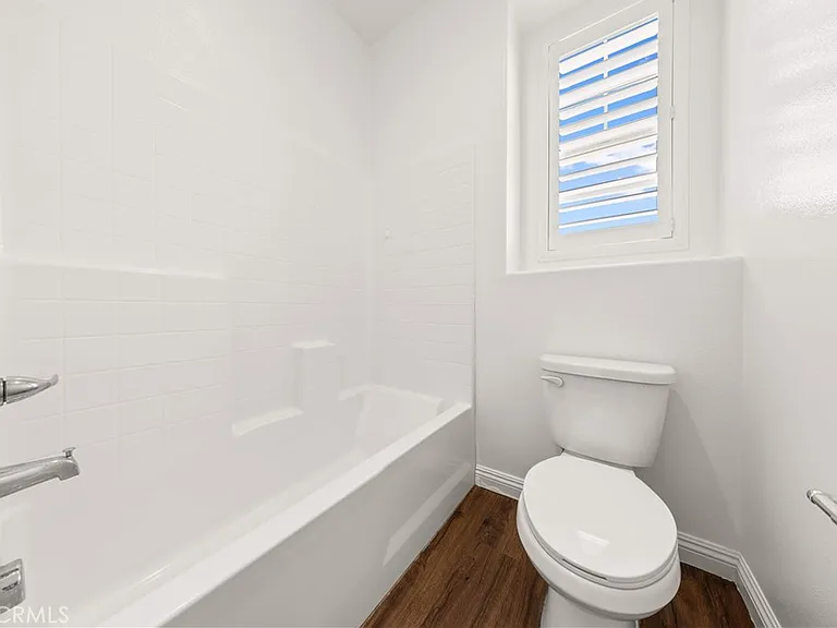 16005 Blueberry Ave — Photo 32