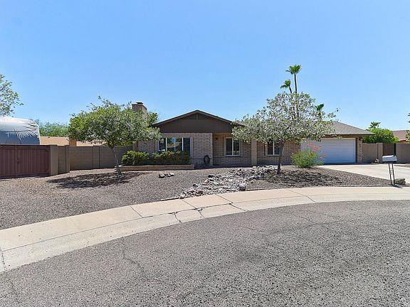 5th image of 4515 E Emile Zola Ave