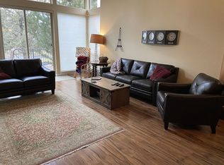 1326 Highland View Loop, Redmond, OR 97756