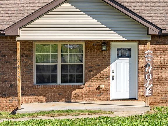 2nd image of 2035 Windmeade Dr