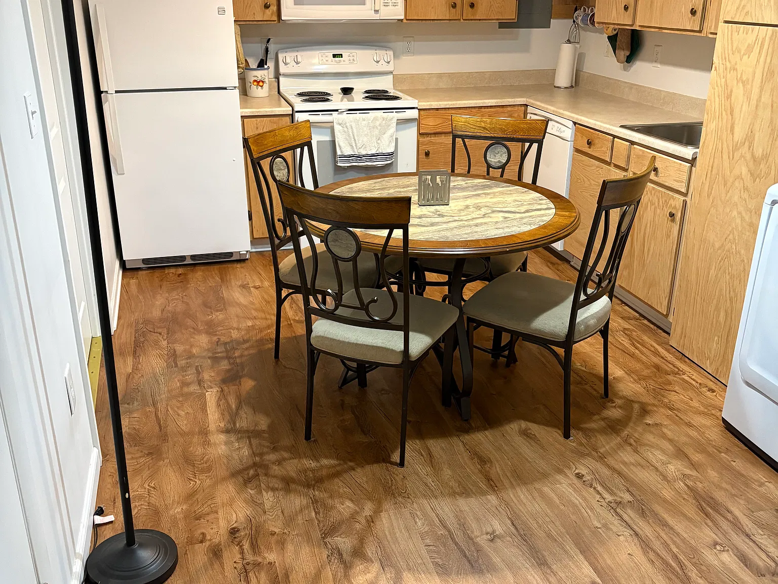 1 bed, 400 sqft, $1,250 — Photo 4
