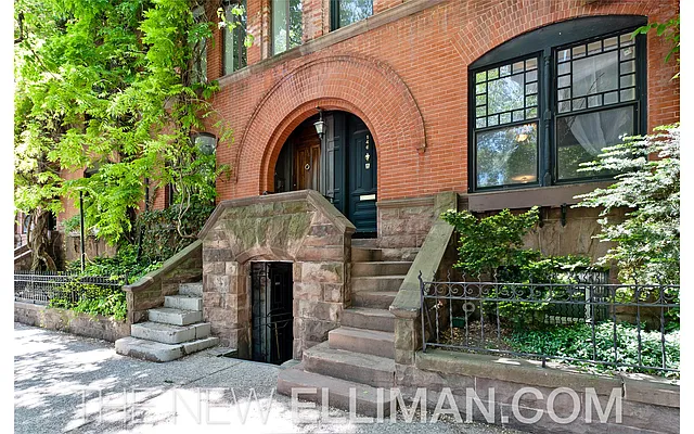 Sold by Douglas Elliman | media 14