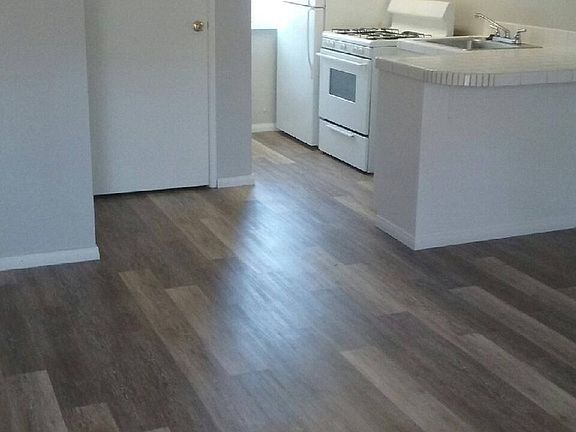 3rd image of 8088 Golden Ave APT D