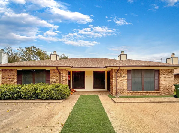 505 Claire Ct, Arlington, TX 76012
