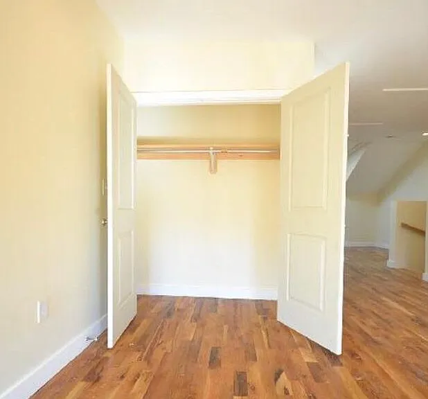 514 Sumner St #5 — Photo 8