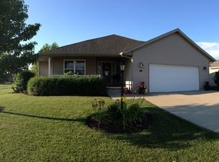 214 Campbell St, Tolono, IL 61880