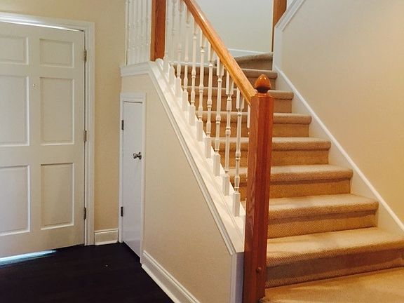 4th image of 1100 Belle Pl