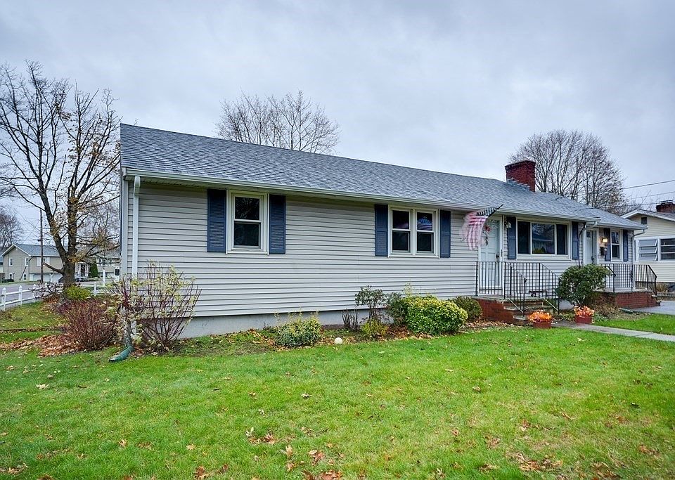 113 Mishawum Rd, Woburn, MA 01801 Zillow
