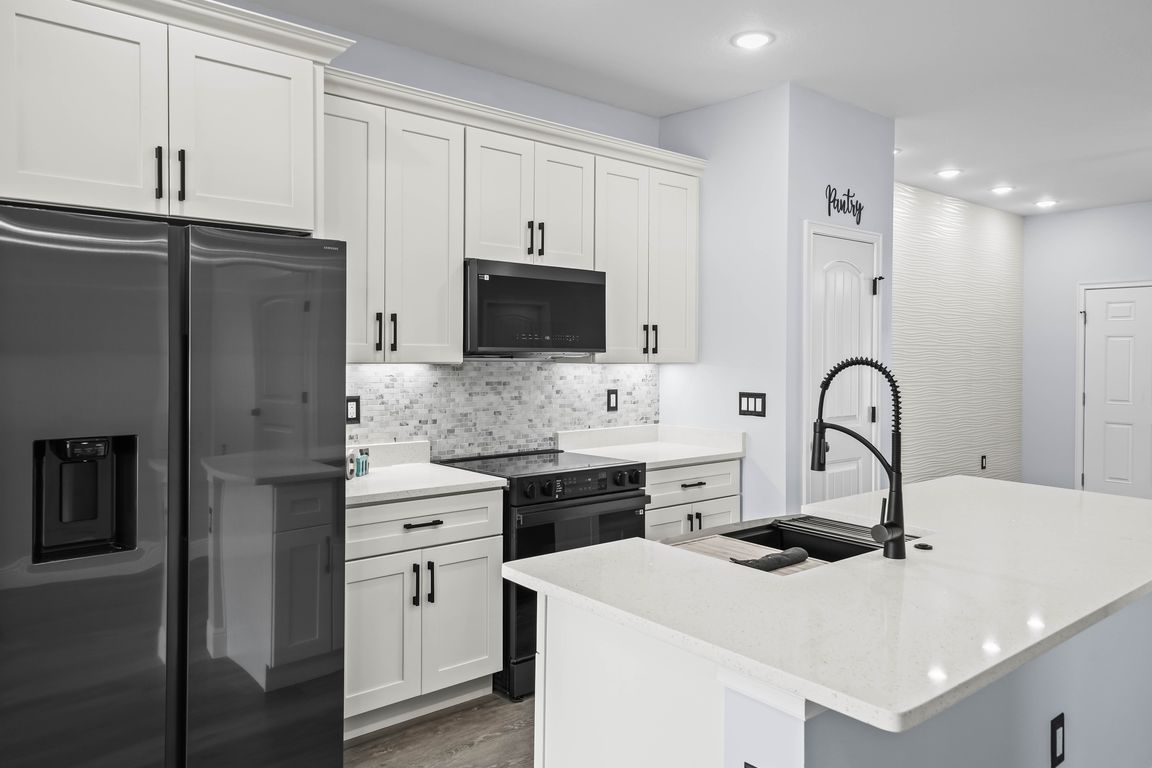 4.2 Kitchen