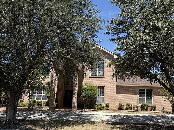 2nd image of 803 Caprock Dr
