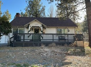 1081 Apple Ave, Wrightwood, CA 92397