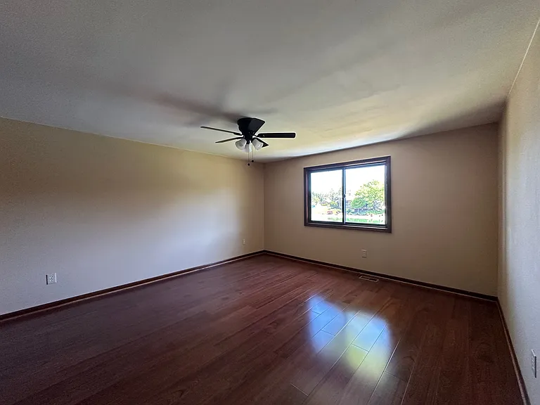 46220 Gulliver Dr — Photo 24