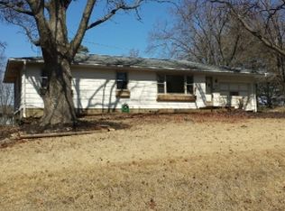 3240 Fields Ct, Decatur, IL 62521