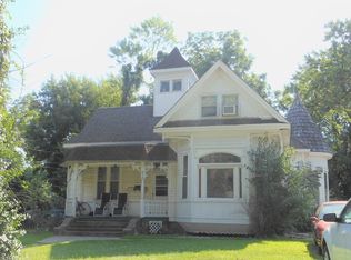 312 S Fillmore St #A, Edwardsville, IL 62025