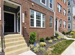 2819 Pinebrook Rd #446, Landover, MD 20785
